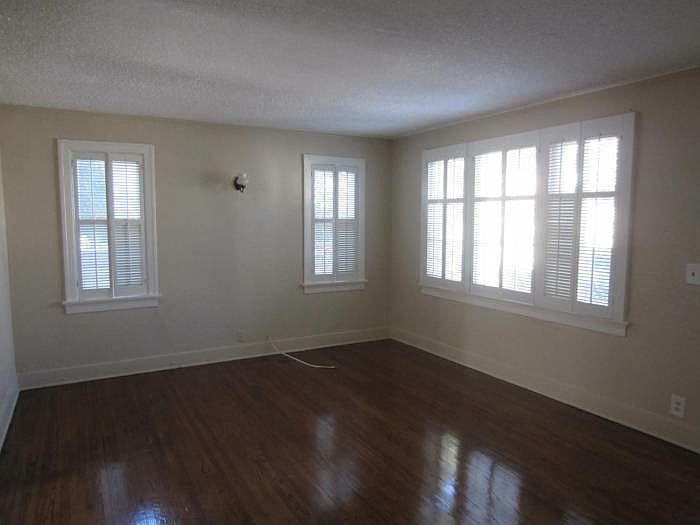 1st image of 2325 Superior Ave