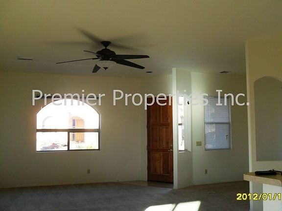 3rd image of 308 E Calle Garbillo