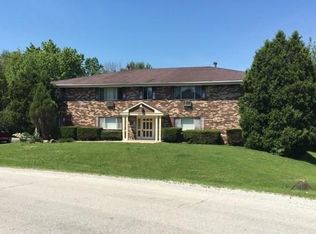 4334 Kennedy Dr APT 104, Racine, WI 53404