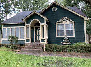 229 S Wells St, Kosciusko, MS 39090