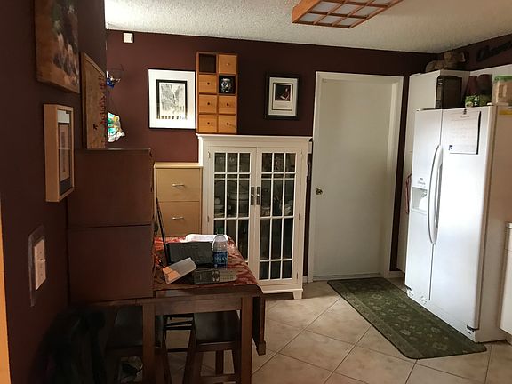 4th image of 931 Sevilla Cir