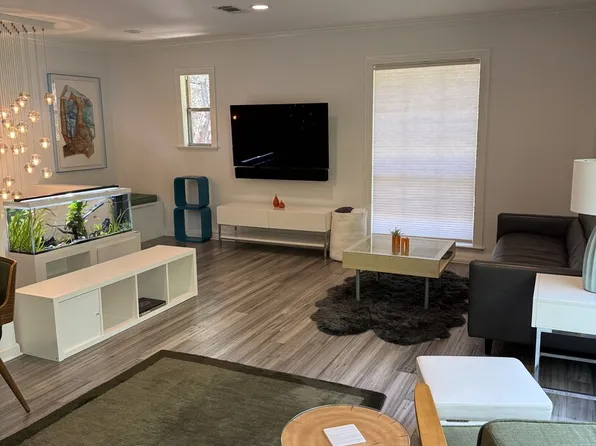 (undisclosed Address), Austin, TX 78704