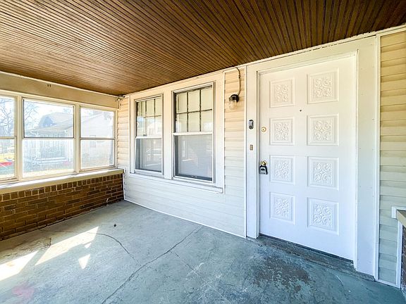 5th image of 3126-3128 Guilford Ave