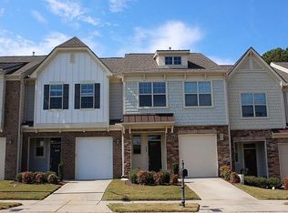 326 Duchart Ln, Fuquay Varina, NC 27526
