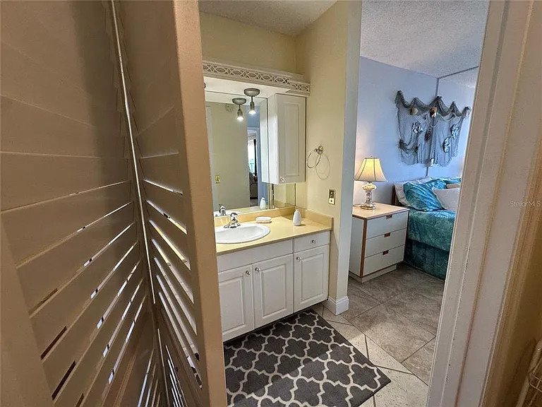 6295 Bahia Del Mar Cir #408 — Photo 16