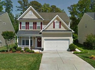 8028 Willowglen Dr, Raleigh, NC 27616