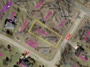 752 Grand View Dr, Howard, OH 43028