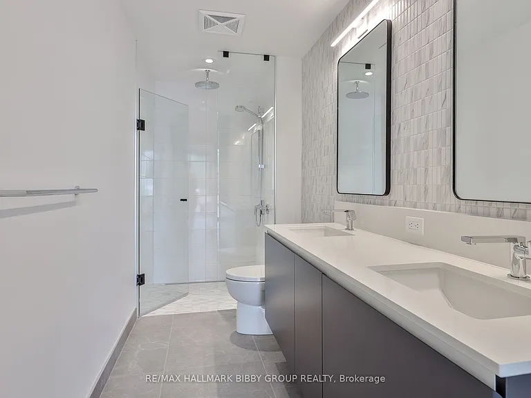 1414 Bayview Ave #204 — Photo 17