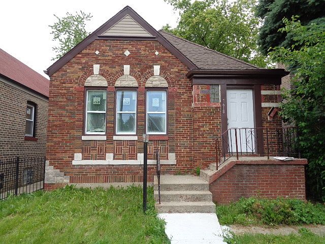 1st image of 7618 S Damen Ave