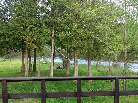 4th image of 21738 Riverhaven Dr