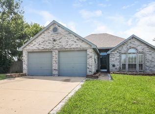 706 Valleycreek Rd, Mesquite, TX 75181