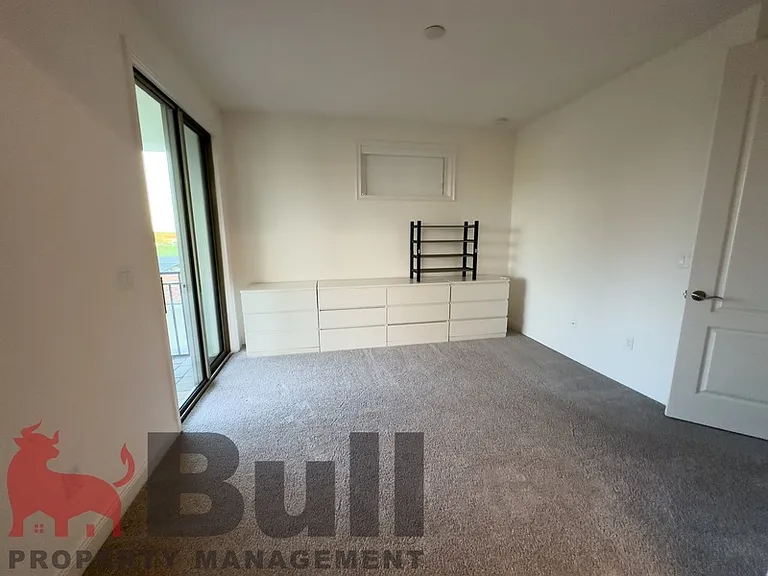 13079 Stanthorne Ave — Photo 19