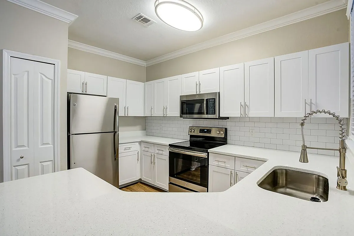 AMARA_KITCHEN_UPGRADEUNIT - Amara Metrowest