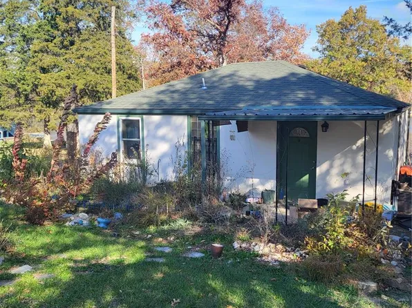 2399 S Lakeshore Dr, Eureka, MO 63069