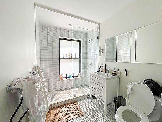 5th image of 61 Sullivan St APT 4