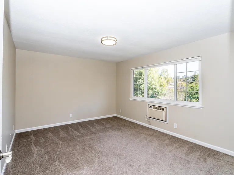 37 Pacheco St #5 — Photo 9