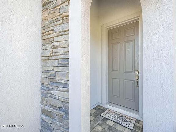 3rd image of 29 Cortona Ln