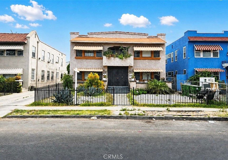 3110 Raymond Ave, Los Angeles, CA 90007 | MLS #AR26121695 | Zillow