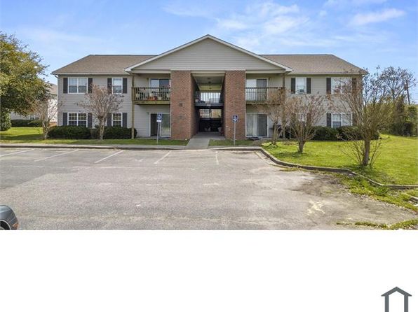 414 S Longstreet Rd E #8, Dillon, SC