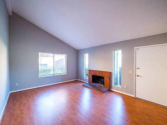 4th image of 10521 Caminito Glenellen
