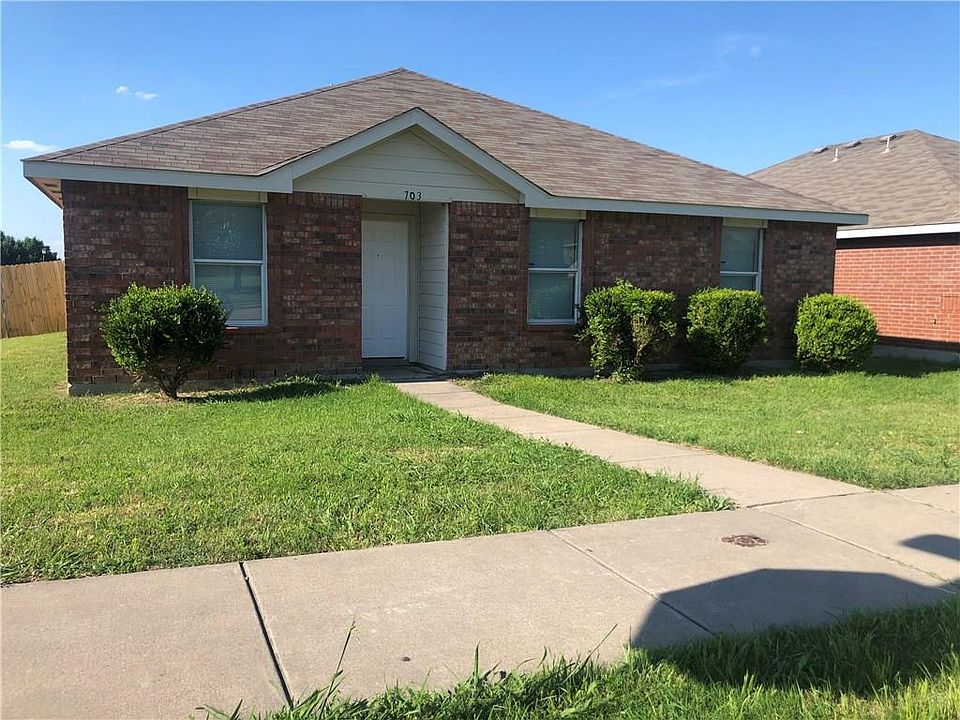 1st image of 703 Panola Dr