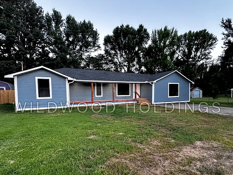 7302 Old Concord Rd — Photo 1