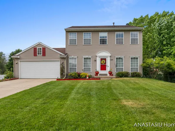 2145 Trailridge Ct SE, Grand Rapids, MI 49508