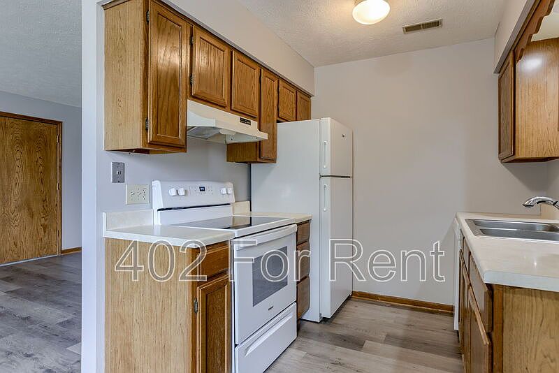 1st image of 8005 S 48th Ave #5
