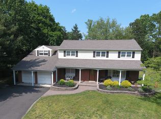 9 Circle Ln, Cherry Hill, NJ 08003
