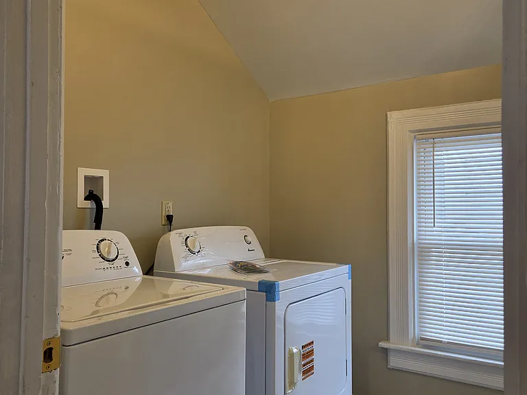 814 E Lincoln Ave #A — Photo 8