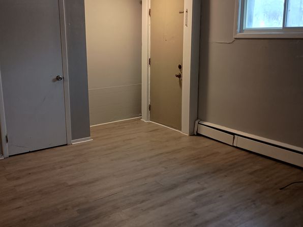 543 New Fourth St #3