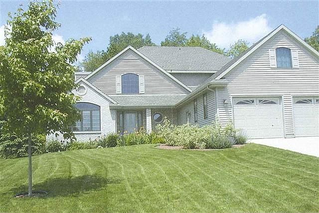 1st image of 3509 Briar Crest Dr