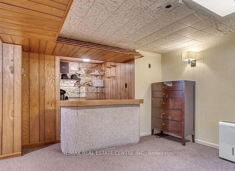 314 Strathcona Dr — Photo 30