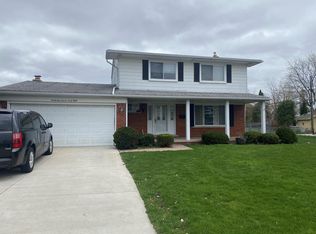 31748 Carion Dr, Warren, MI 48092