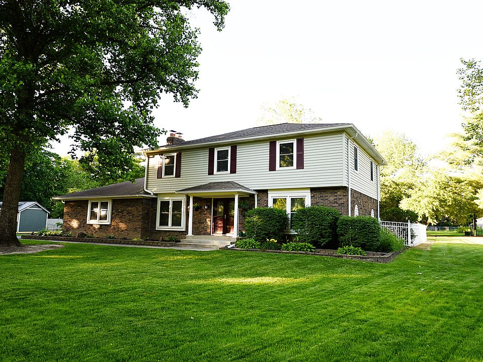 1st image of 519 Woodland East Dr