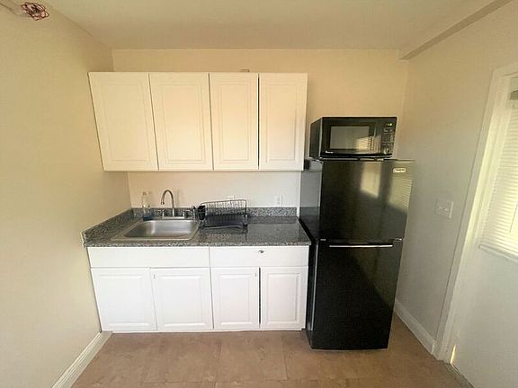 3rd image of 6682 5th Ave N APT 6