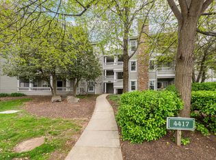 4417 Fair Stone Dr APT 103, Fairfax, VA 22033