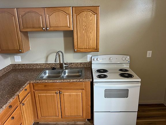 5th image of 1427 E Evans Ave Unit A