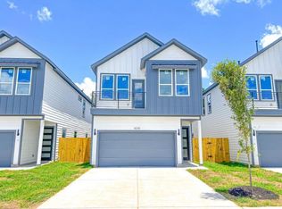 4205 Stassen St, Houston, TX 77051