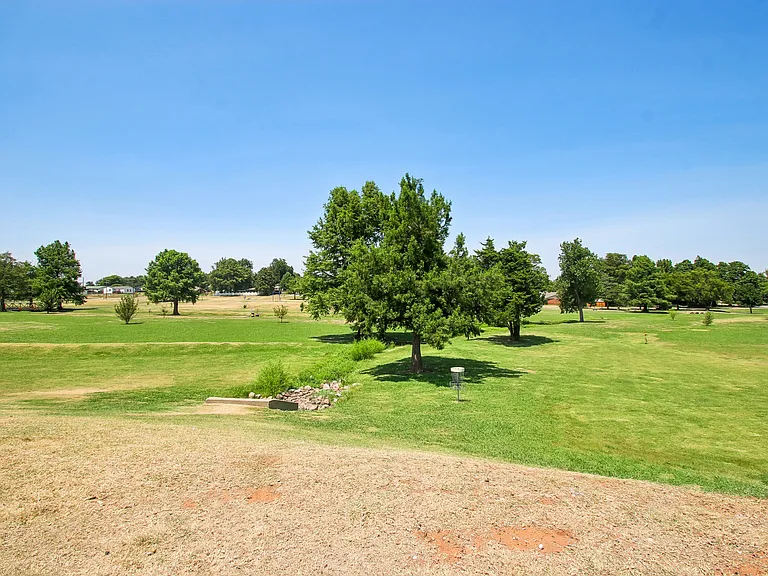 Enclave Estates — Photo 46