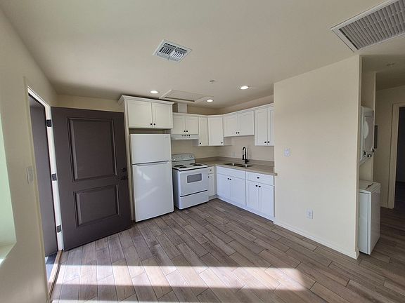 2nd image of 963 S 6th Ave #3