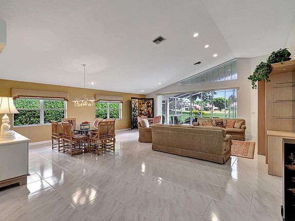 5th image of 11805 Fountainside Circle