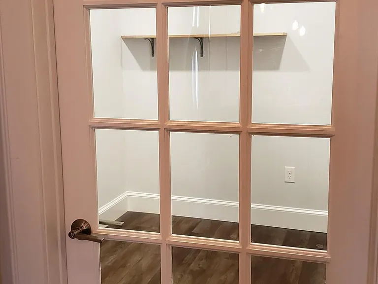 101 W Market St #302 — Photo 9