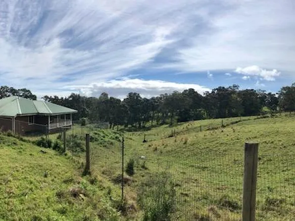 43 Pohakealani Rd, Paauilo, HI 96776