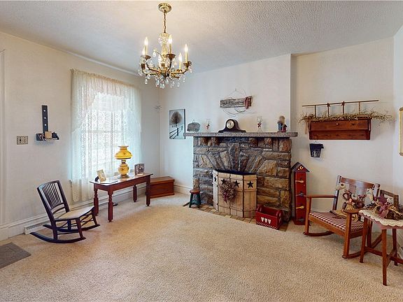 4th image of 206 McClain Ave