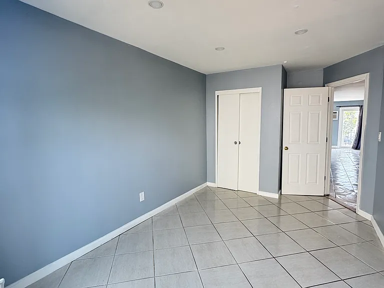 147 Grant Ave #2 — Photo 5