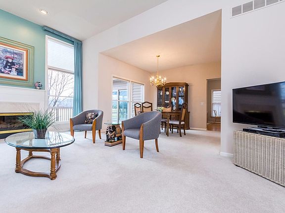 5th image of 4602 Sawgrass Dr E