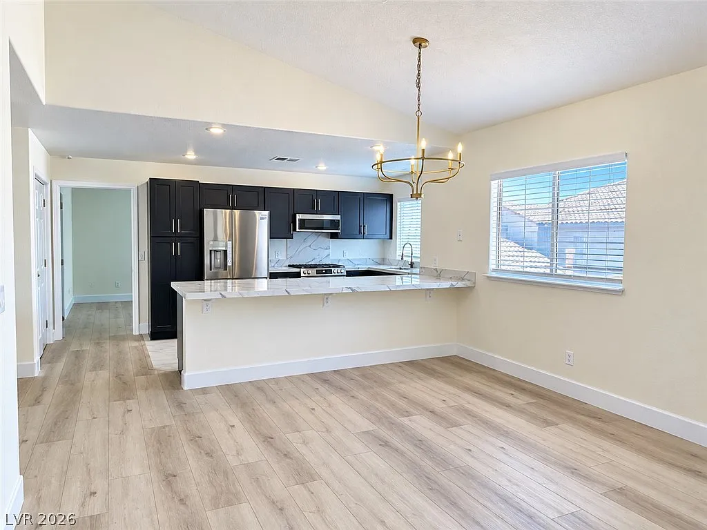 3327 Erva St — Photo 3