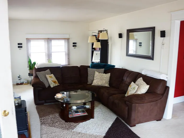 9 Frazer Ave — Photo 3