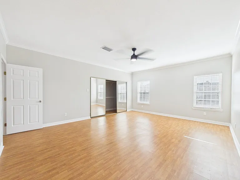 4001 Tanglewilde St #709 — Photo 12